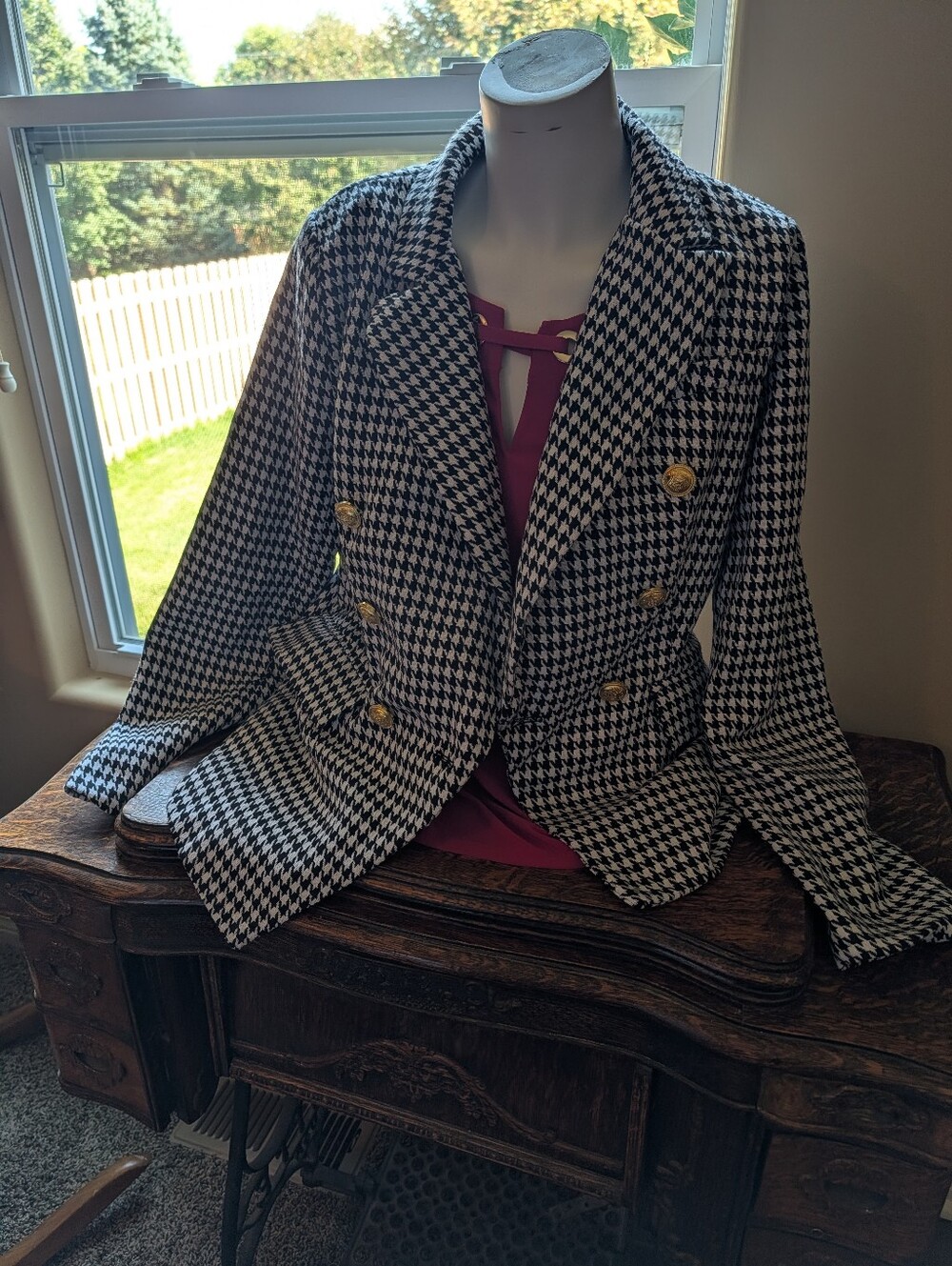 Houndstooth Double-Breasted Women's Blazer Jacket - Black & White